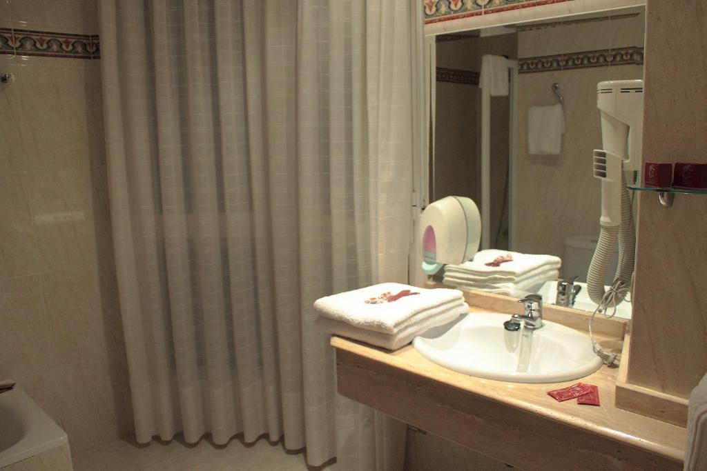 Hostal Castilla Benavente Chambre photo